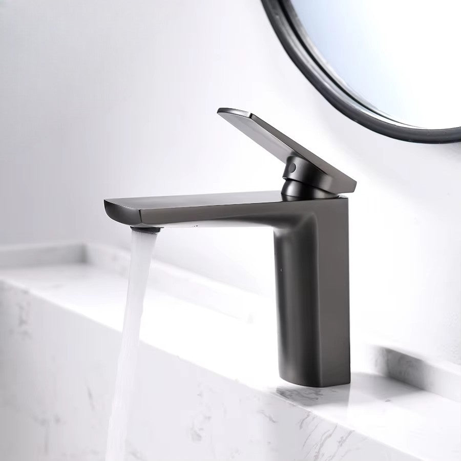 Robinet de salle de bain premium en laiton – mitigeur moderne et durable