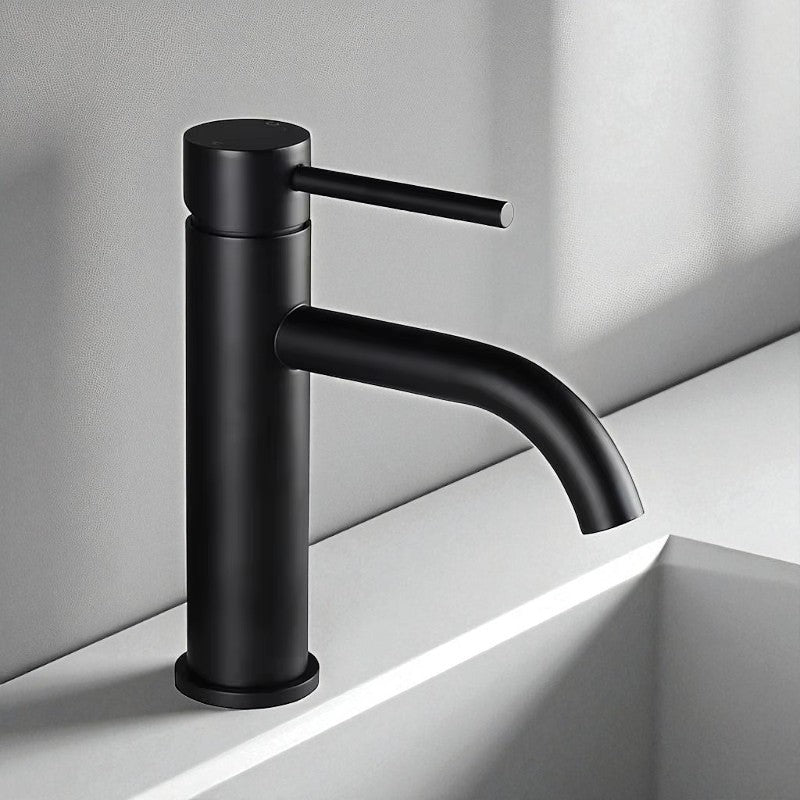 Robinet de salle de bain en inox brossé – mitigeur finition or rose élégante