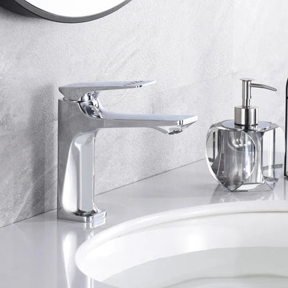 Robinet de salle de bain en laiton – Mitigeur élégant à poignée unique