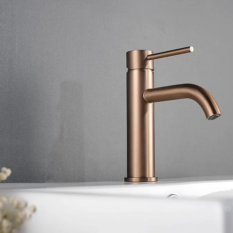 Robinet de salle de bain en inox brossé – mitigeur finition or rose élégante