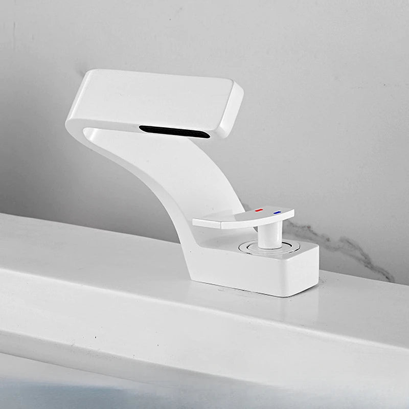 Robinet de salle de bain en laiton – Cascade moderne à poignée unique