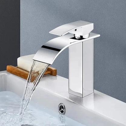 Robinet de salle de bain cascade inox – design moderne et durable