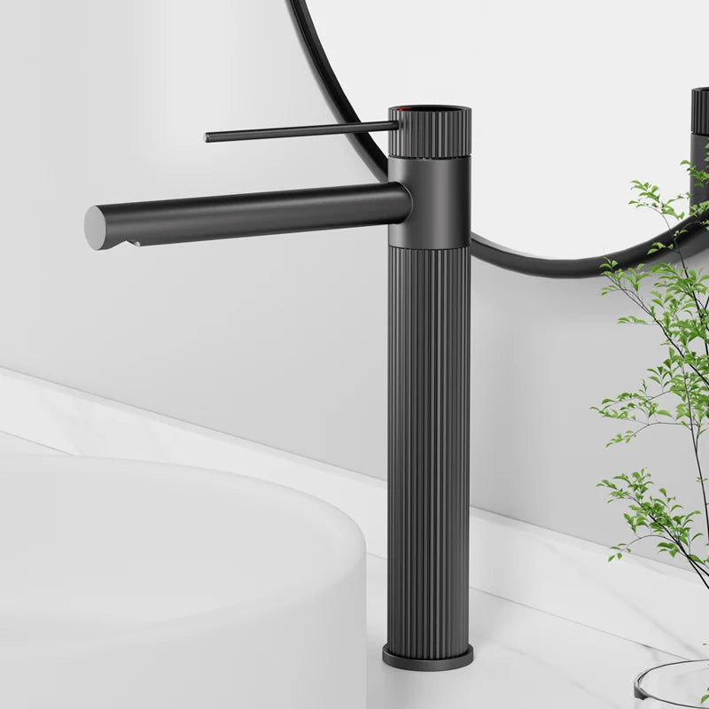 Robinet de salle de bain moderne – Finition inox premium