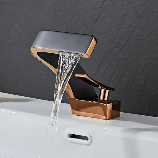 Robinet de salle de bain en laiton – Cascade moderne à poignée unique