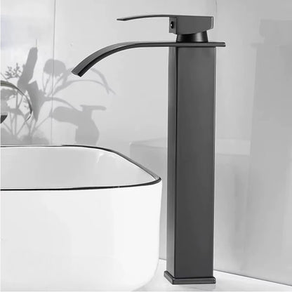 Robinet de salle de bain cascade inox – design moderne et durable