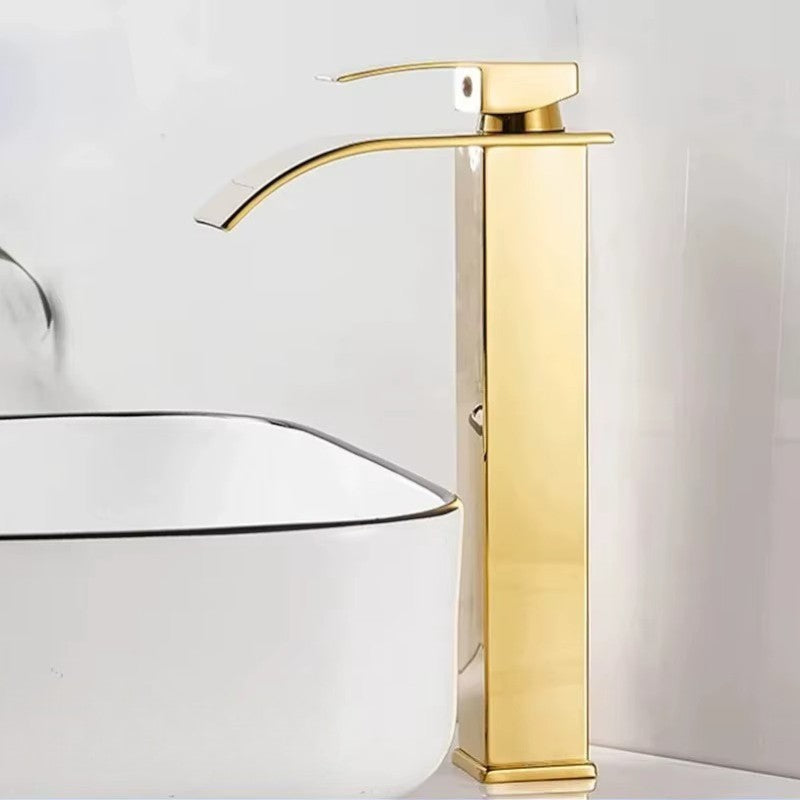 Robinet de salle de bain cascade inox – design moderne et durable