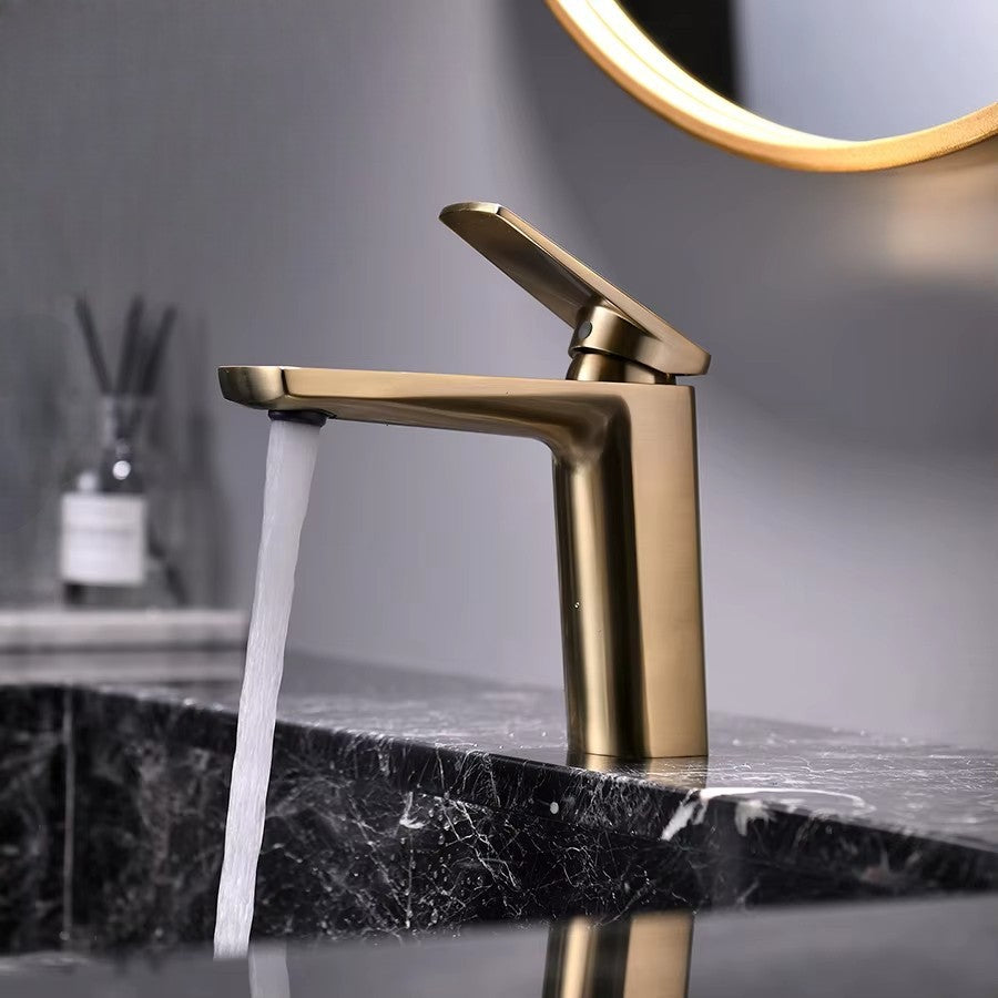 Robinet de salle de bain premium en laiton – mitigeur moderne et durable