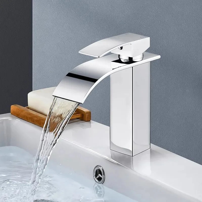 Robinet de salle de bain cascade inox – design moderne et durable - Fluens