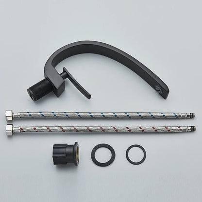 Robinet de salle de bain en laiton – design courbé luxueux - Fluens