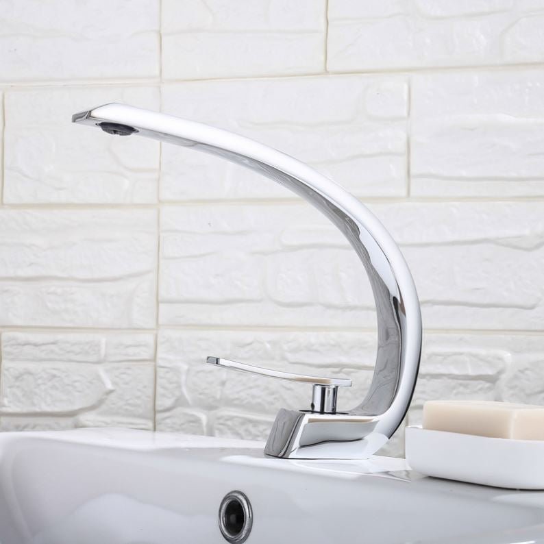 Robinet de salle de bain en laiton – design courbé luxueux - Fluens